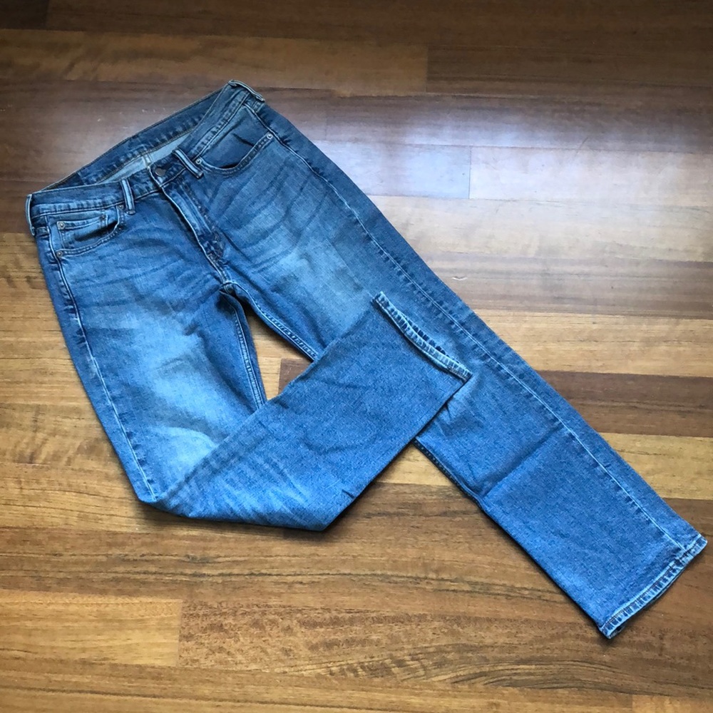 Levi’s 514 Straight Fit Jeans